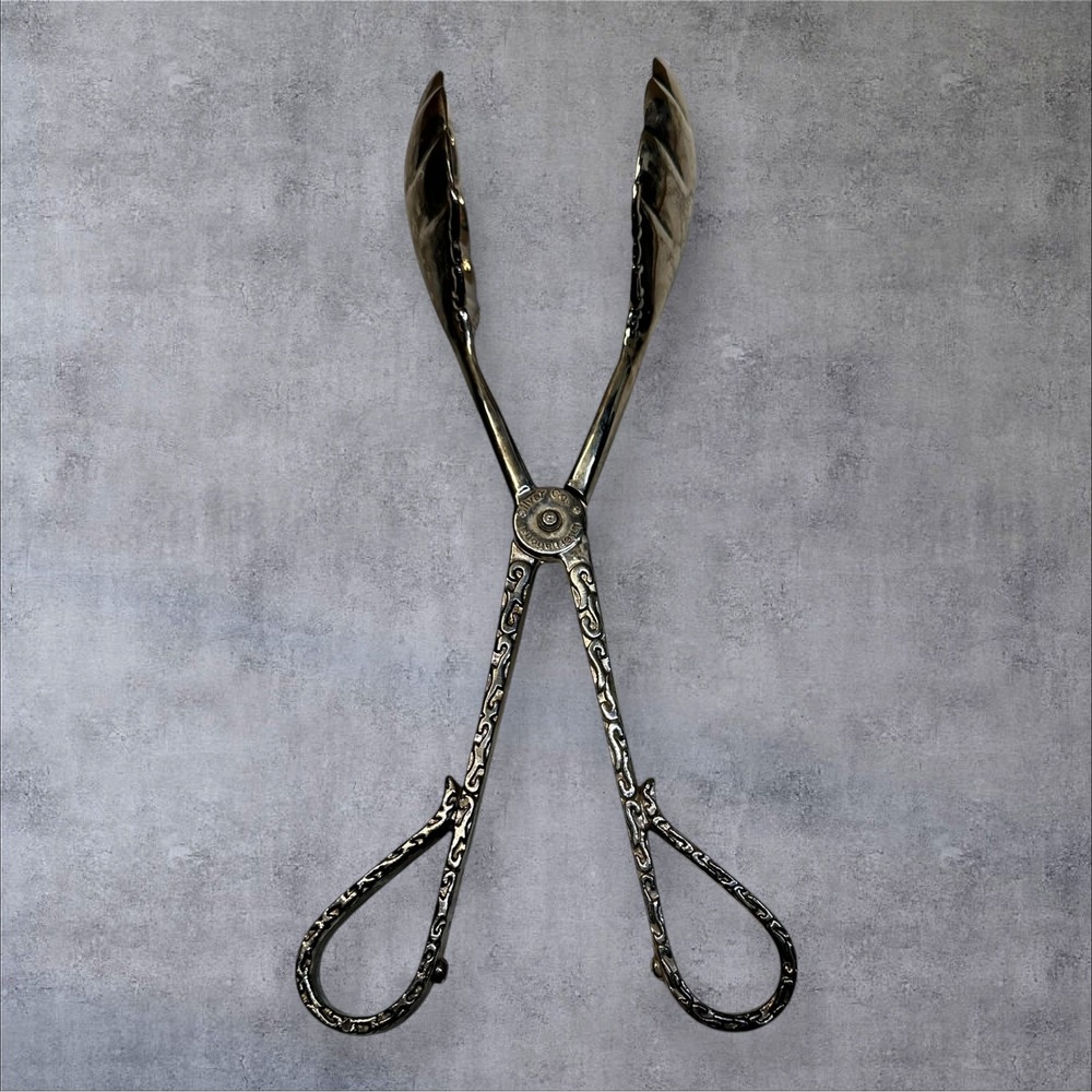 International Silver Co Serving Tongs Scissor Leaf Silver Plated Vintage
